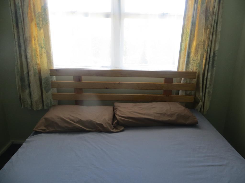 Big Bay Holiday Park Awhitu Quarto foto